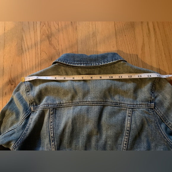 American Eagle // Cropped Denim Jacket - Picture 10 of 14
